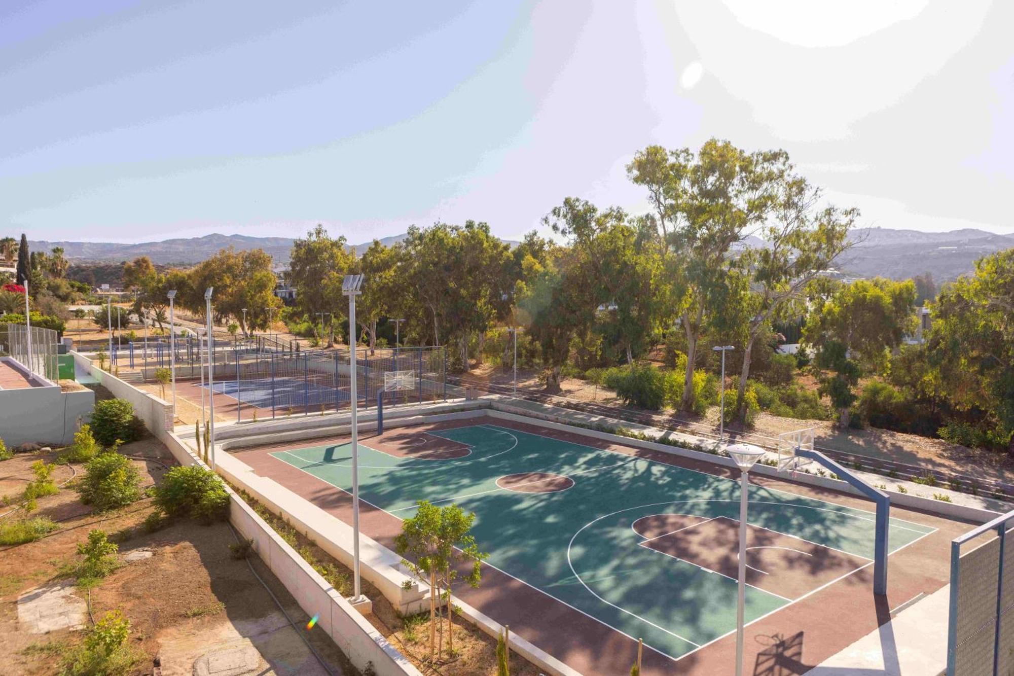Kapetanios Aqua Resort Kólpos tón Korallíon Eksteriør bilde